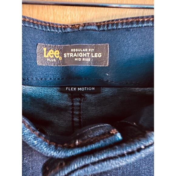 Lee Plus Size Womens Jeans Regular Fit Straight Leg Mid Rise Flex Motion Size 24 - Picture 5 of 10